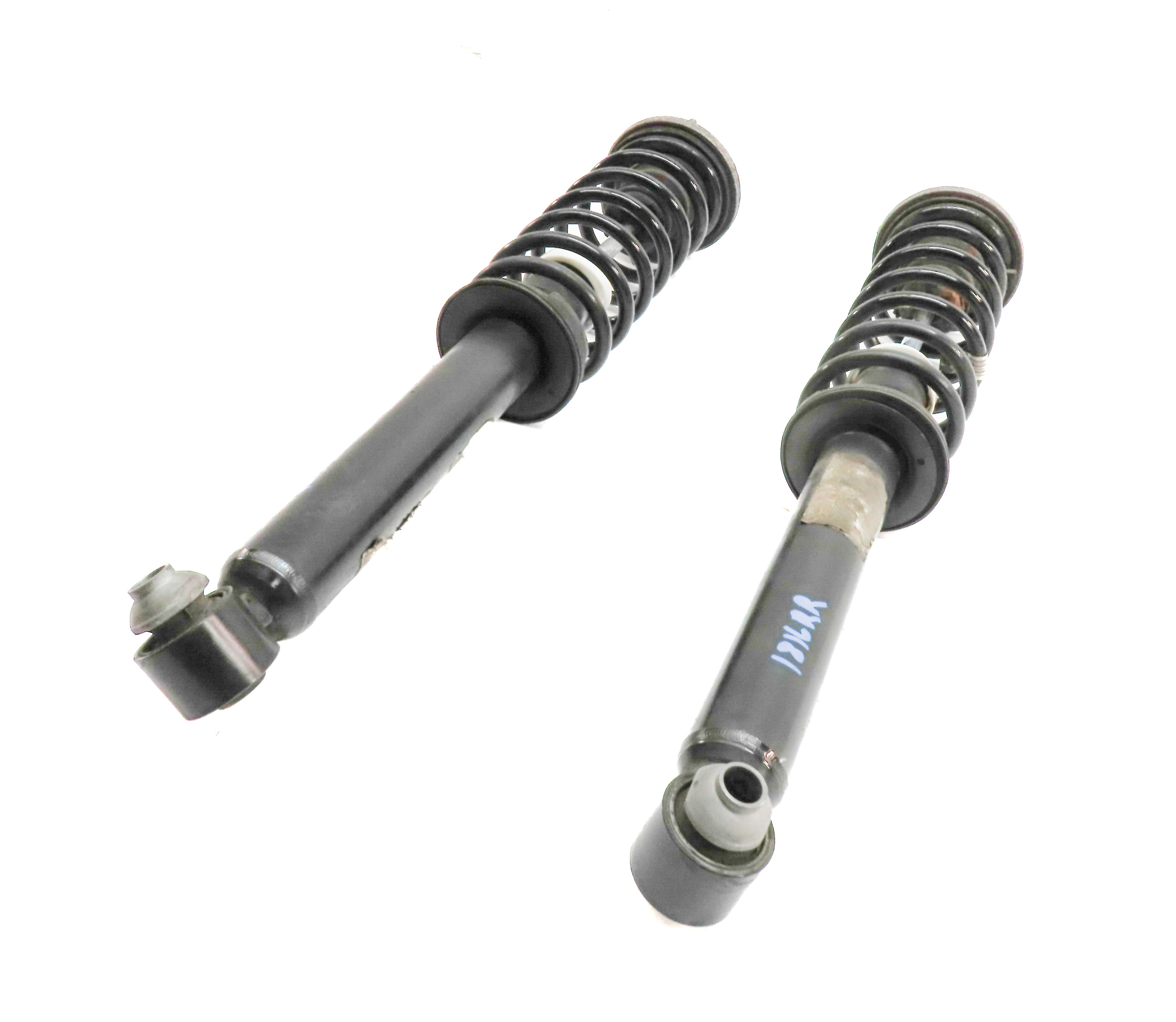 11-16 BMW 5 SERIES F10 REAR LEFT & RIGHT STANDARD SUSPENSION SHOCK STRUT SET — exact item pictured